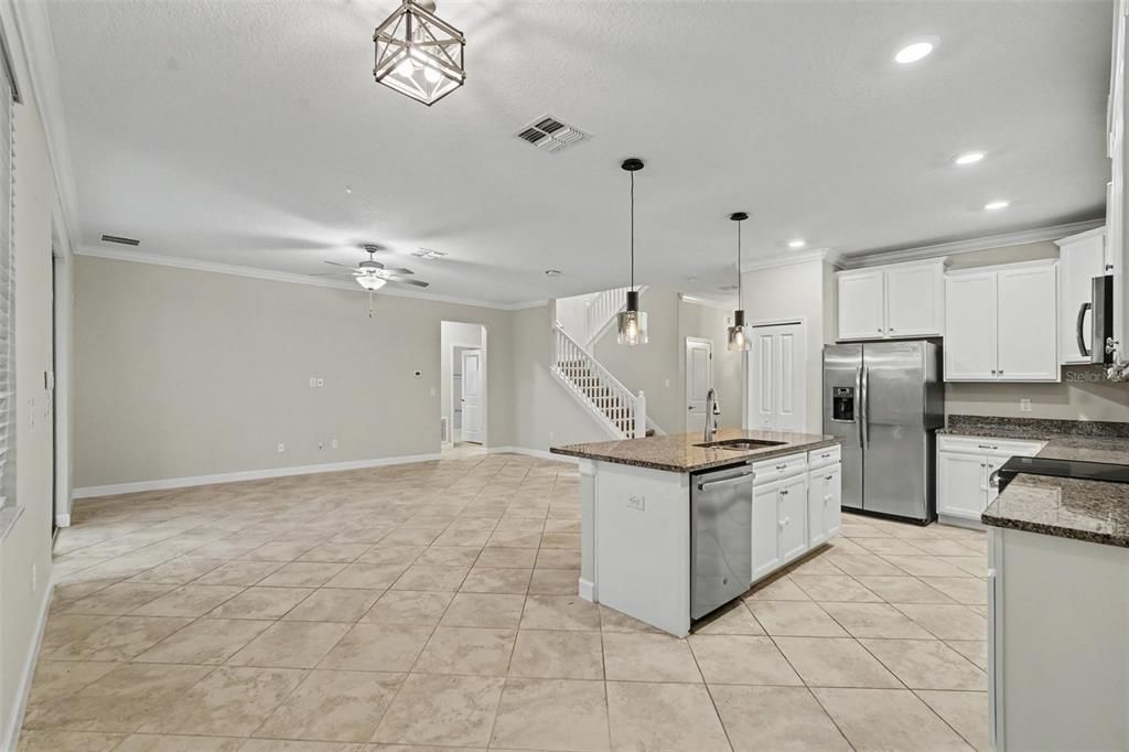 For Sale: $534,999 (4 beds, 3 baths, 2529 Square Feet)