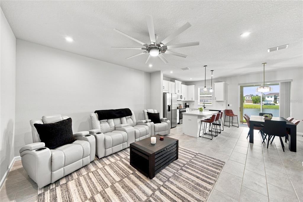 For Sale: $355,000 (3 beds, 2 baths, 1614 Square Feet)