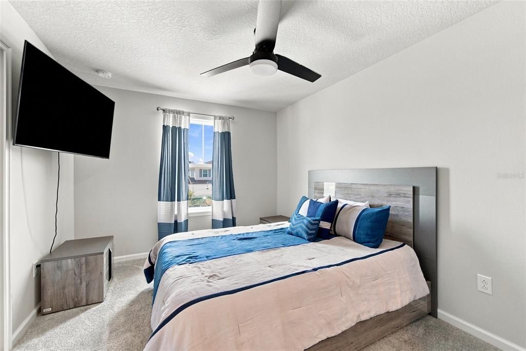 For Sale: $355,000 (3 beds, 2 baths, 1614 Square Feet)