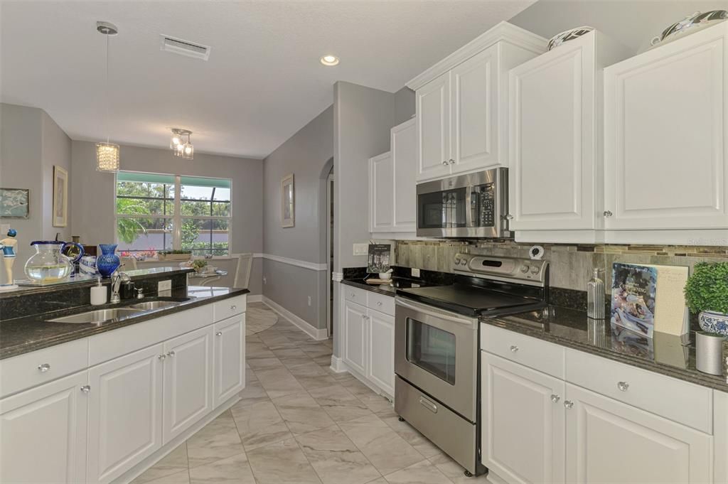 For Sale: $579,900 (4 beds, 2 baths, 2331 Square Feet)