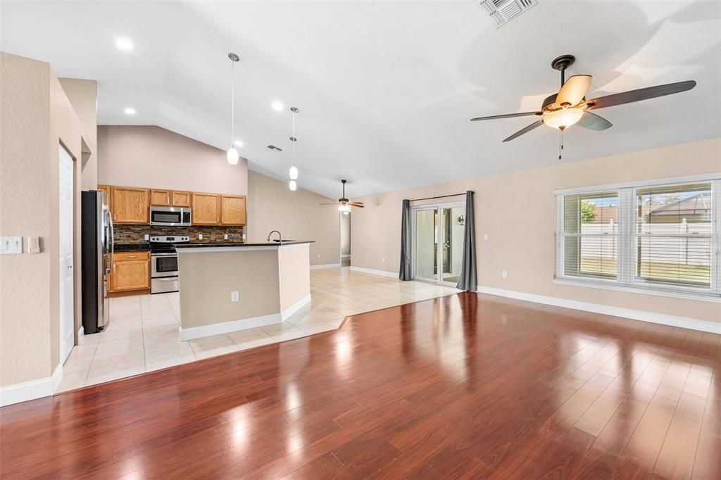 For Sale: $355,000 (4 beds, 2 baths, 2236 Square Feet)