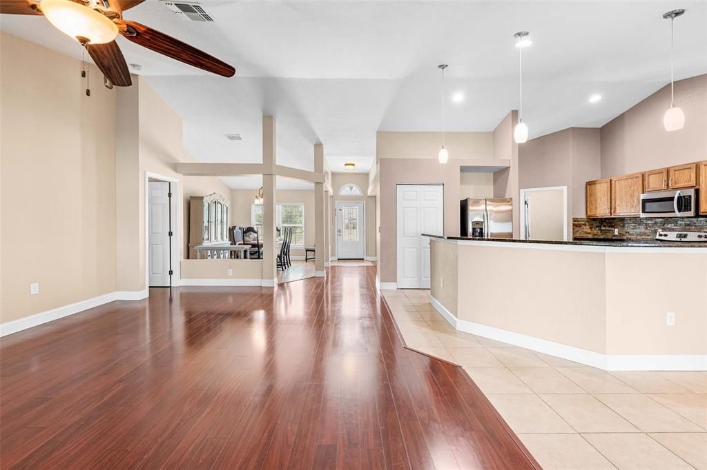 For Sale: $355,000 (4 beds, 2 baths, 2236 Square Feet)