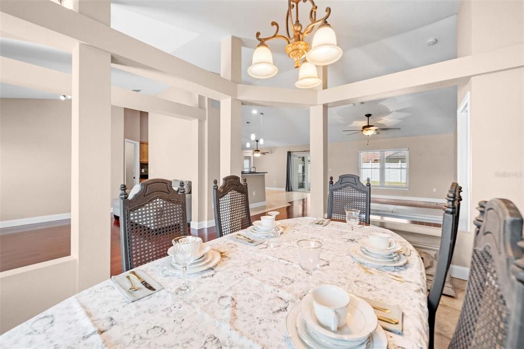 For Sale: $355,000 (4 beds, 2 baths, 2236 Square Feet)