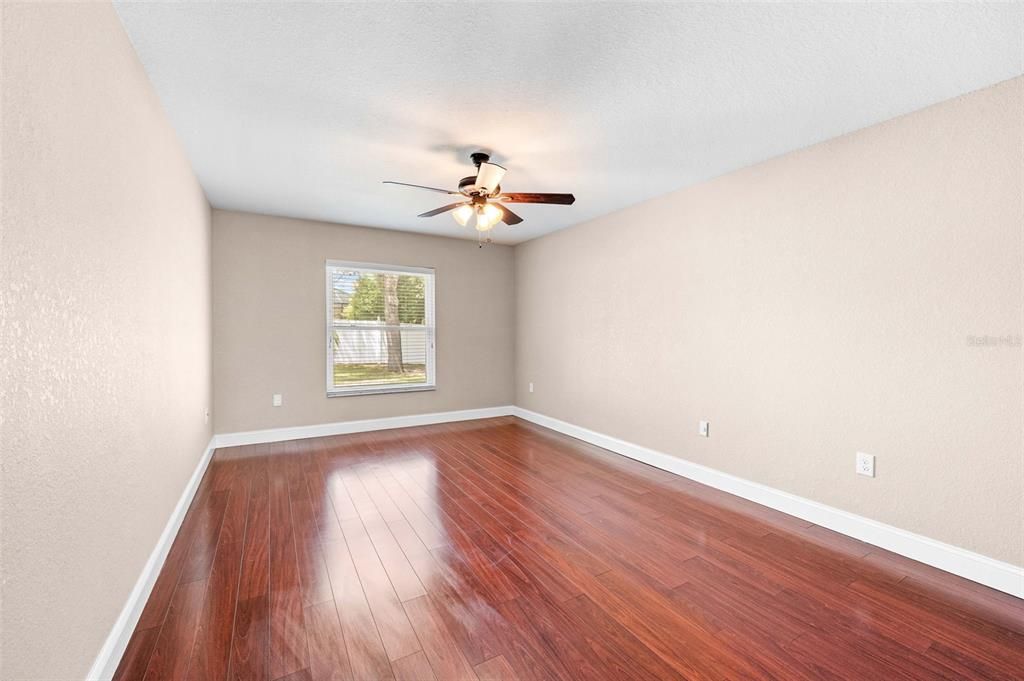 For Sale: $355,000 (4 beds, 2 baths, 2236 Square Feet)