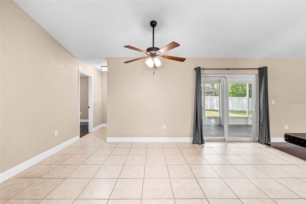 For Sale: $355,000 (4 beds, 2 baths, 2236 Square Feet)