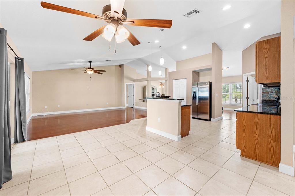 For Sale: $355,000 (4 beds, 2 baths, 2236 Square Feet)