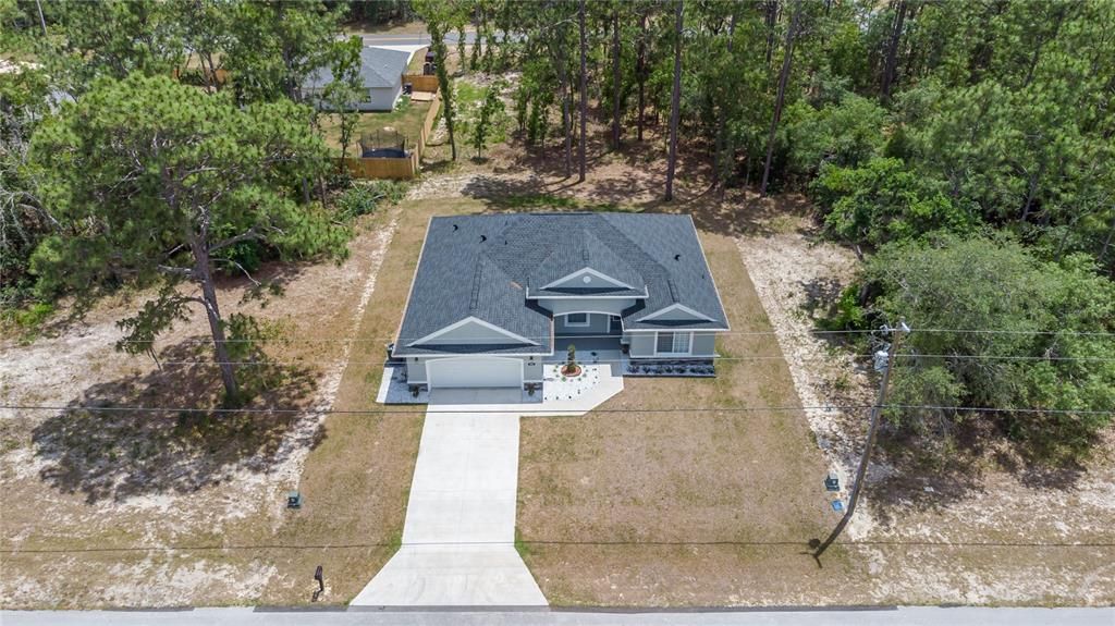 For Rent: $2,300 (3 beds, 2 baths, 1754 Square Feet)