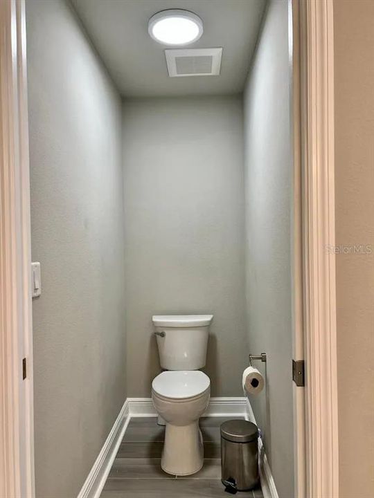 For Rent: $2,300 (3 beds, 2 baths, 1754 Square Feet)