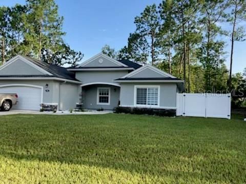 For Rent: $2,300 (3 beds, 2 baths, 1754 Square Feet)