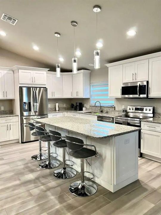 For Rent: $2,300 (3 beds, 2 baths, 1754 Square Feet)