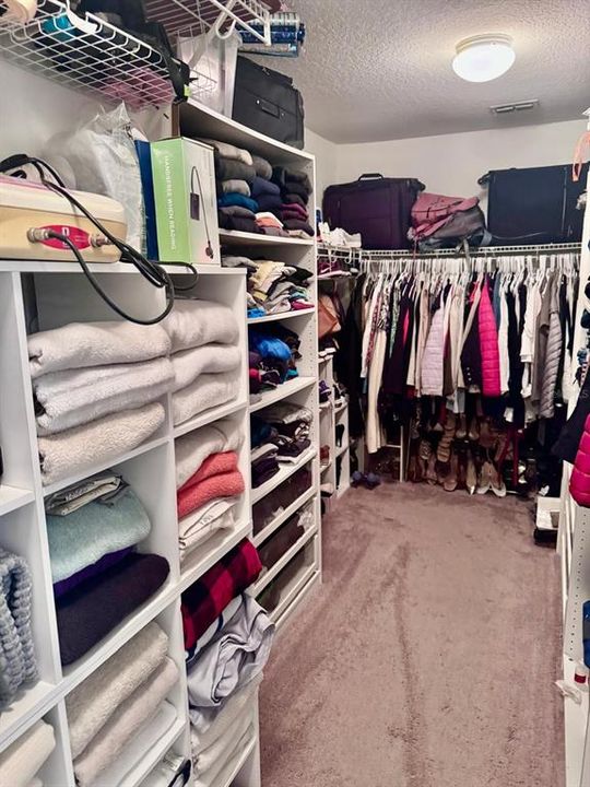 En Renta: $3,800 (3 camas, 2 baños, 1860 Pies cuadrados)