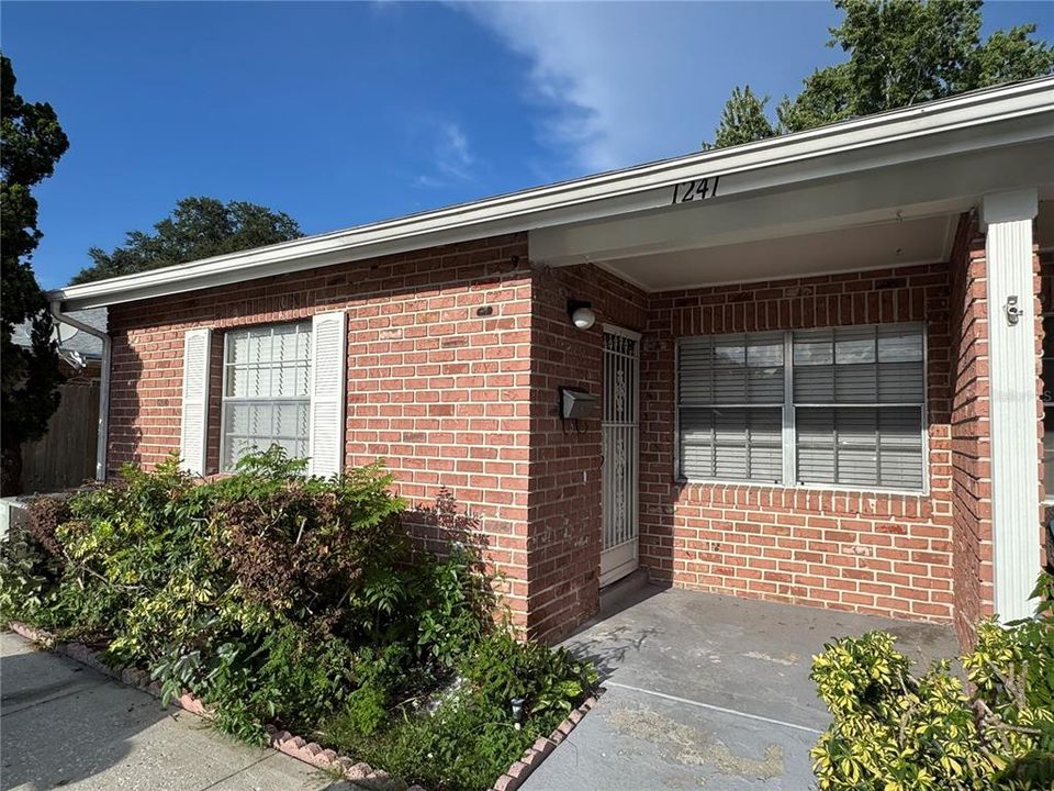 For Rent: $1,595 (2 beds, 2 baths, 1031 Square Feet)