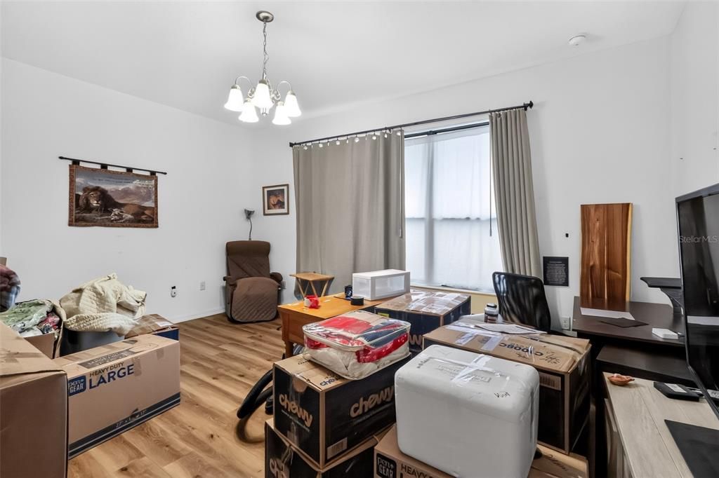 На продажу: $235,000 (2 спален, 2 ванн, 1341 Квадратных фут)