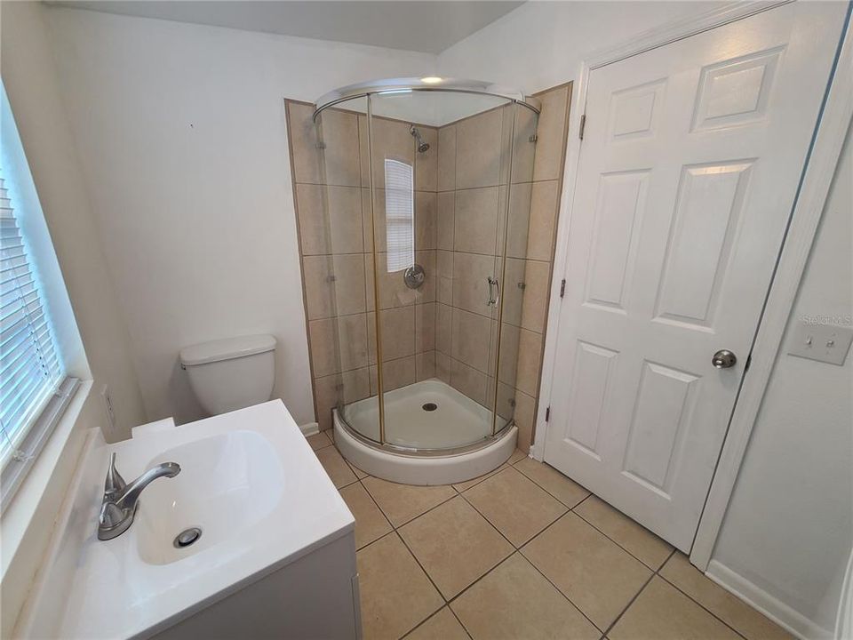 For Rent: $2,600 (3 beds, 2 baths, 1074 Square Feet)