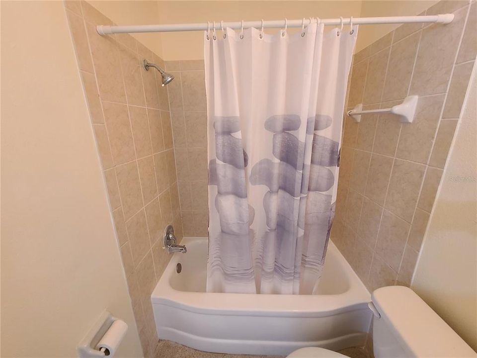 For Rent: $2,600 (3 beds, 2 baths, 1074 Square Feet)