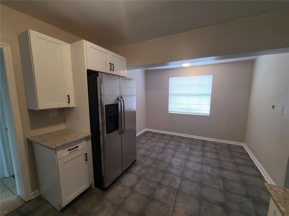 For Rent: $2,600 (3 beds, 2 baths, 1074 Square Feet)