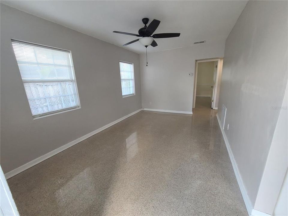 For Rent: $2,600 (3 beds, 2 baths, 1074 Square Feet)