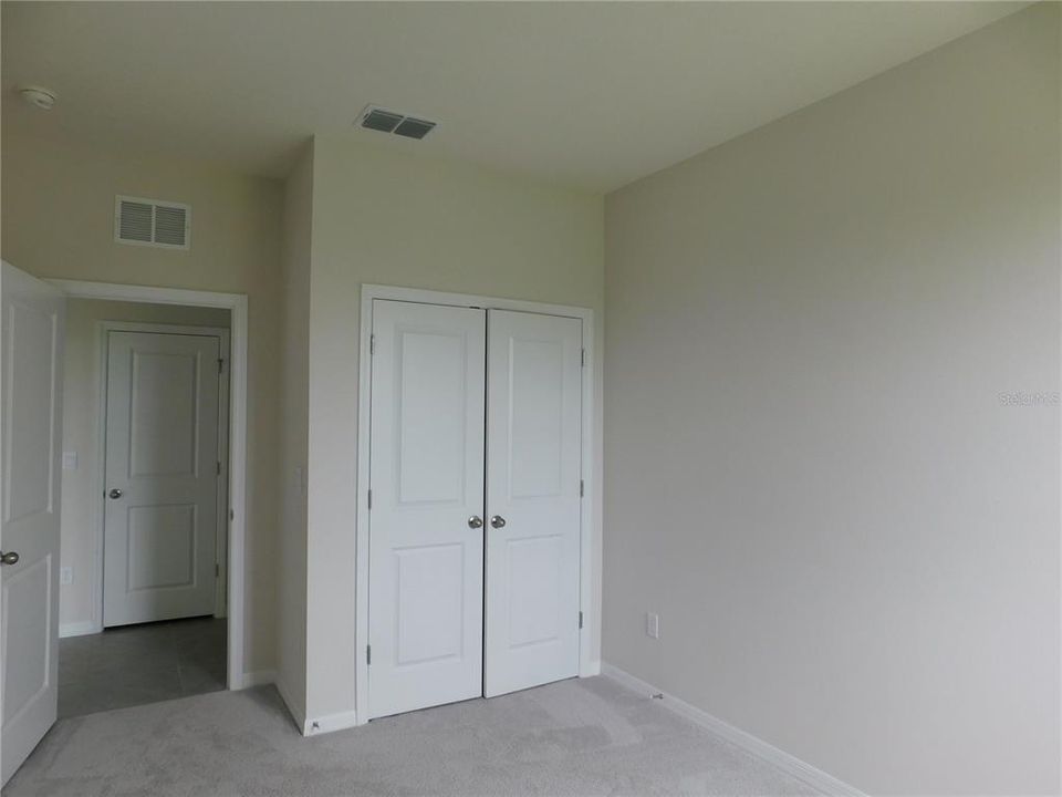 For Sale: $449,900 (4 beds, 3 baths, 2756 Square Feet)