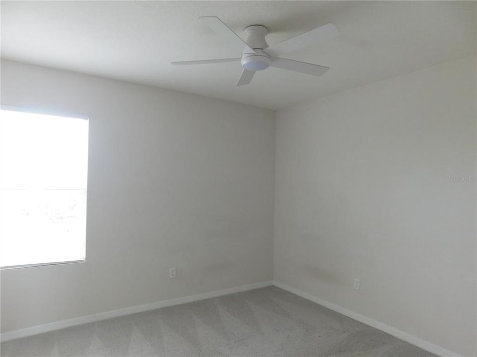 For Sale: $449,900 (4 beds, 3 baths, 2756 Square Feet)