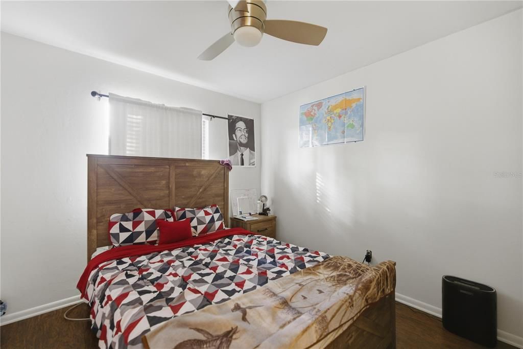 For Sale: $235,000 (3 beds, 2 baths, 1008 Square Feet)