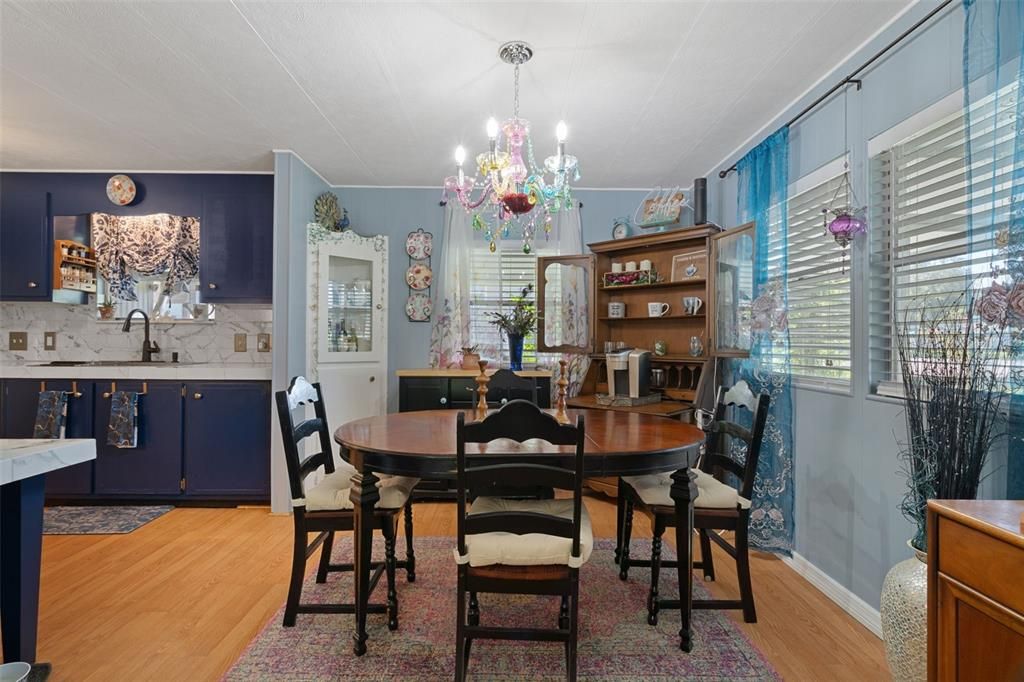En Venta: $133,900 (2 camas, 2 baños, 1056 Pies cuadrados)