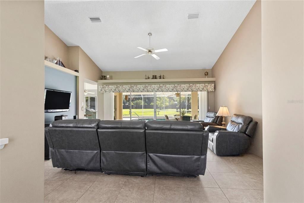For Sale: $624,999 (3 beds, 2 baths, 1794 Square Feet)