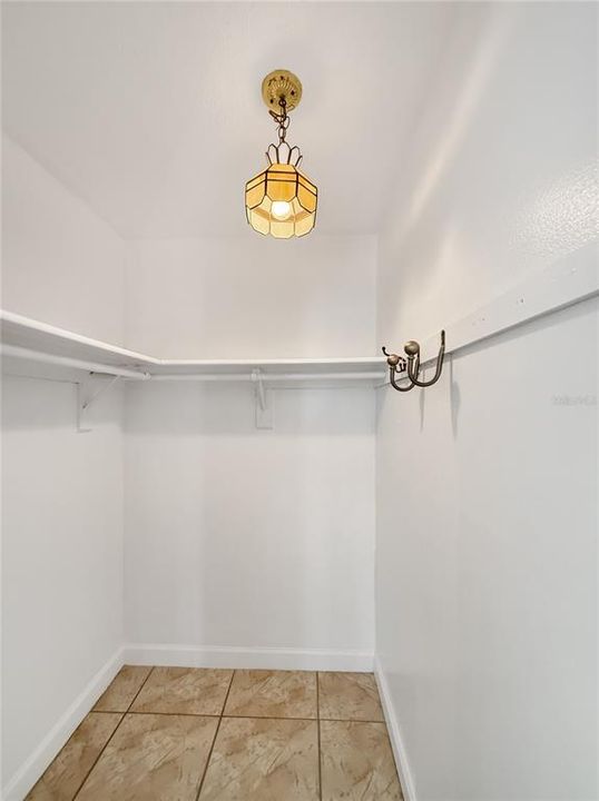 В аренду: $1,300 (1 спален, 1 ванн, 156 Квадратных фут)