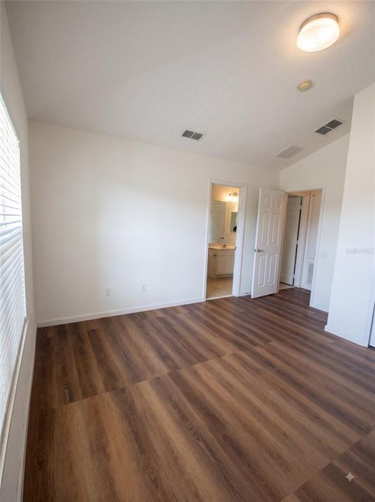 For Rent: $2,300 (3 beds, 2 baths, 1668 Square Feet)