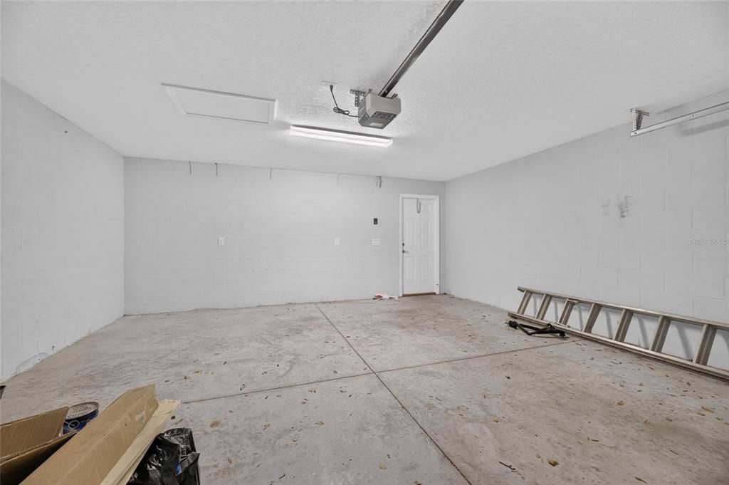 For Sale: $415,000 (3 beds, 2 baths, 2141 Square Feet)