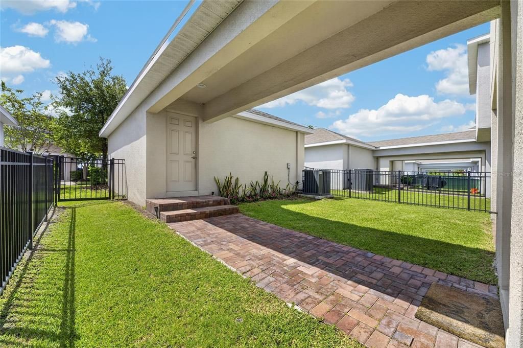 For Sale: $415,000 (3 beds, 2 baths, 2141 Square Feet)