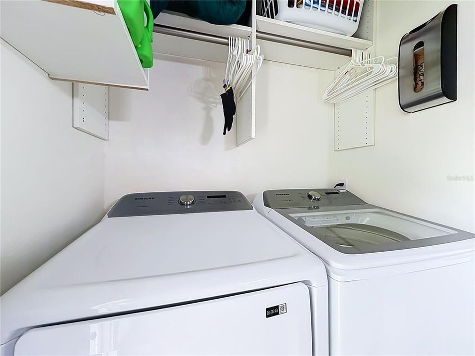 На продажу: $349,000 (3 спален, 1 ванн, 1069 Квадратных фут)