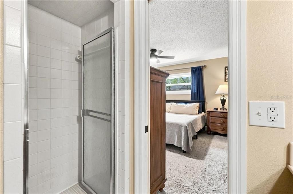 На продажу: $385,000 (3 спален, 2 ванн, 1811 Квадратных фут)