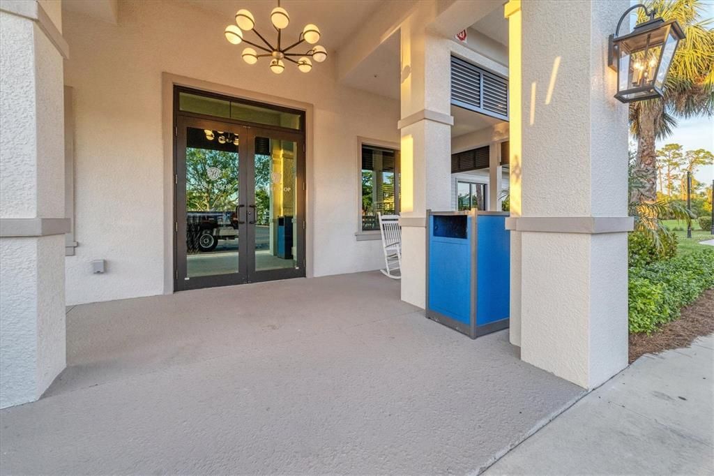 For Sale: $209,000 (2 beds, 2 baths, 1154 Square Feet)