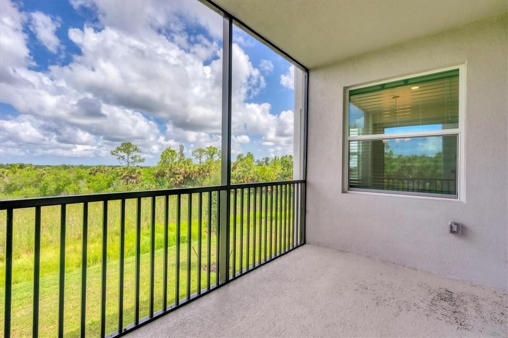 For Sale: $209,000 (2 beds, 2 baths, 1154 Square Feet)