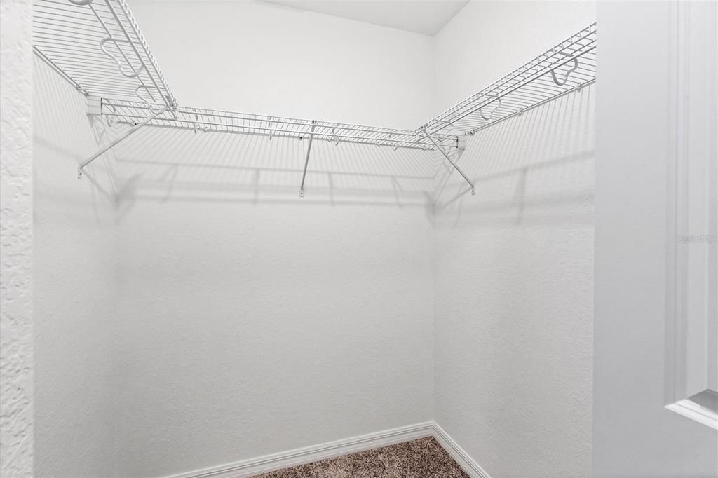 For Sale: $209,000 (2 beds, 2 baths, 1154 Square Feet)