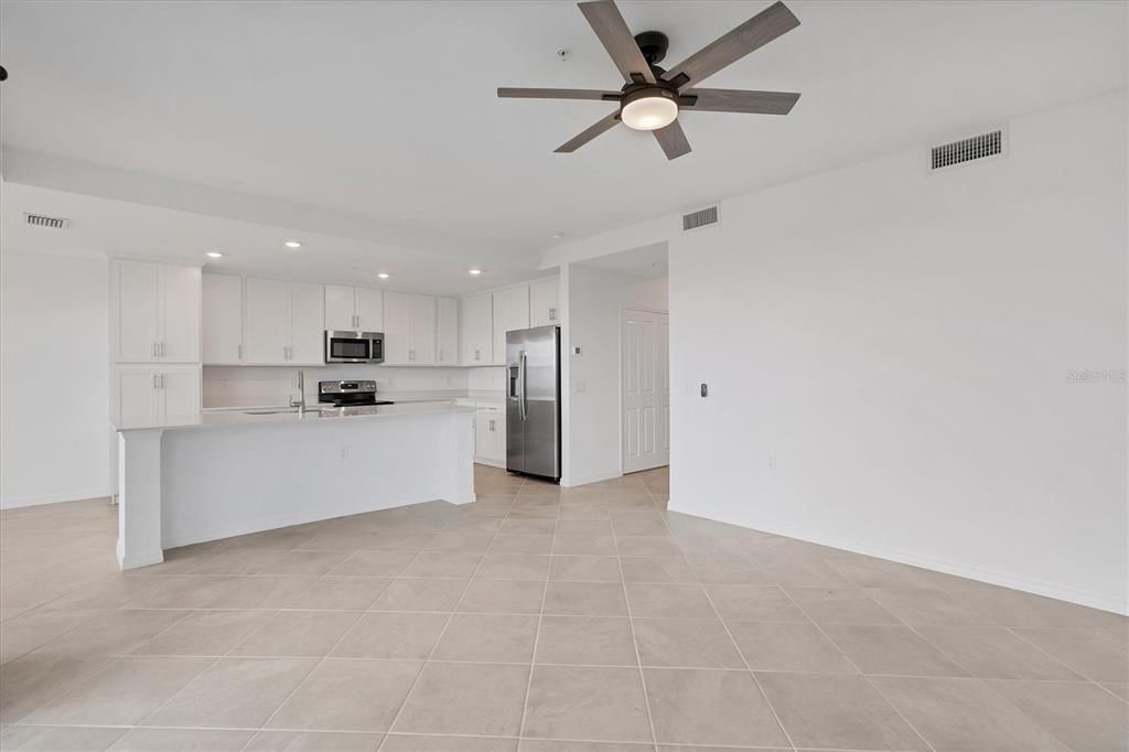 For Sale: $209,000 (2 beds, 2 baths, 1154 Square Feet)