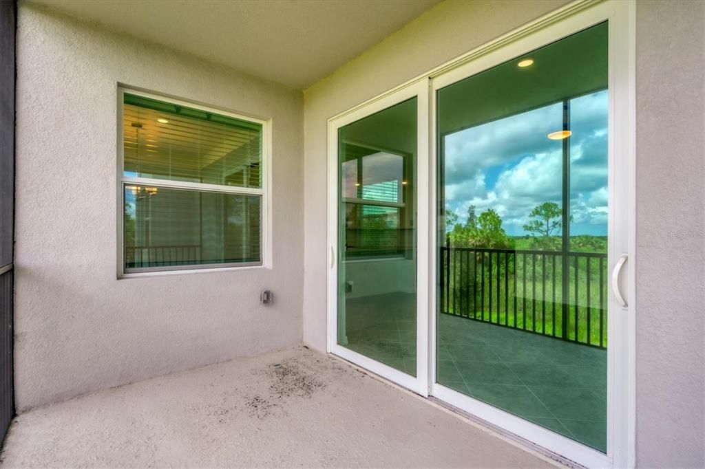 For Sale: $209,000 (2 beds, 2 baths, 1154 Square Feet)