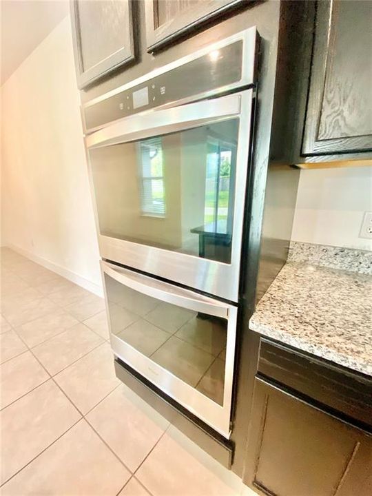 En Renta: $3,150 (4 camas, 2 baños, 1937 Pies cuadrados)
