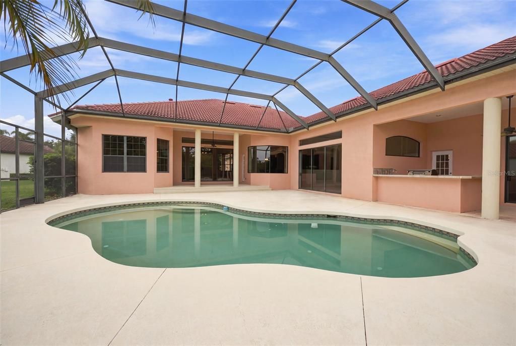 For Sale: $1,184,000 (5 beds, 4 baths, 4207 Square Feet)