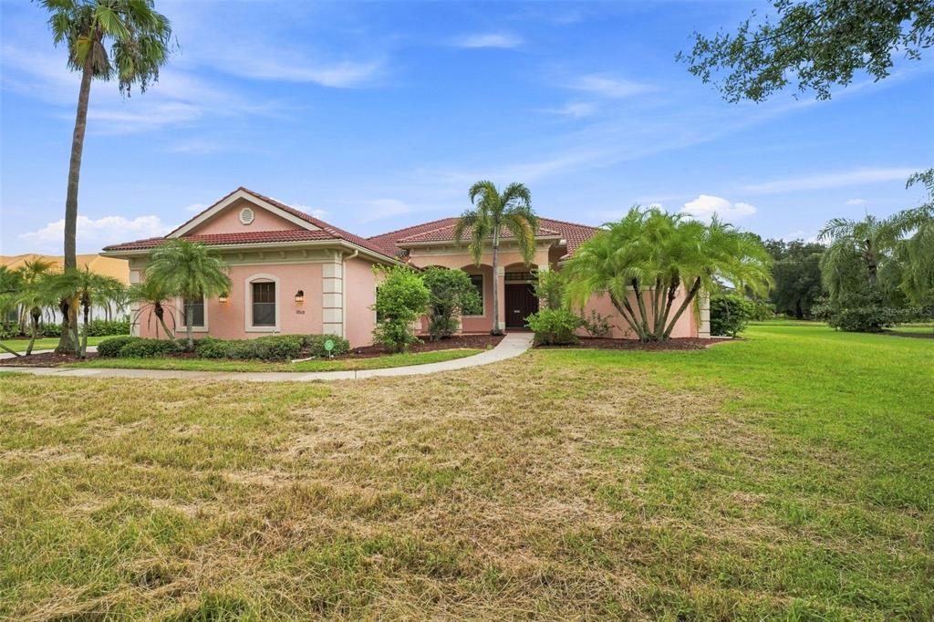 For Sale: $1,184,000 (5 beds, 4 baths, 4207 Square Feet)
