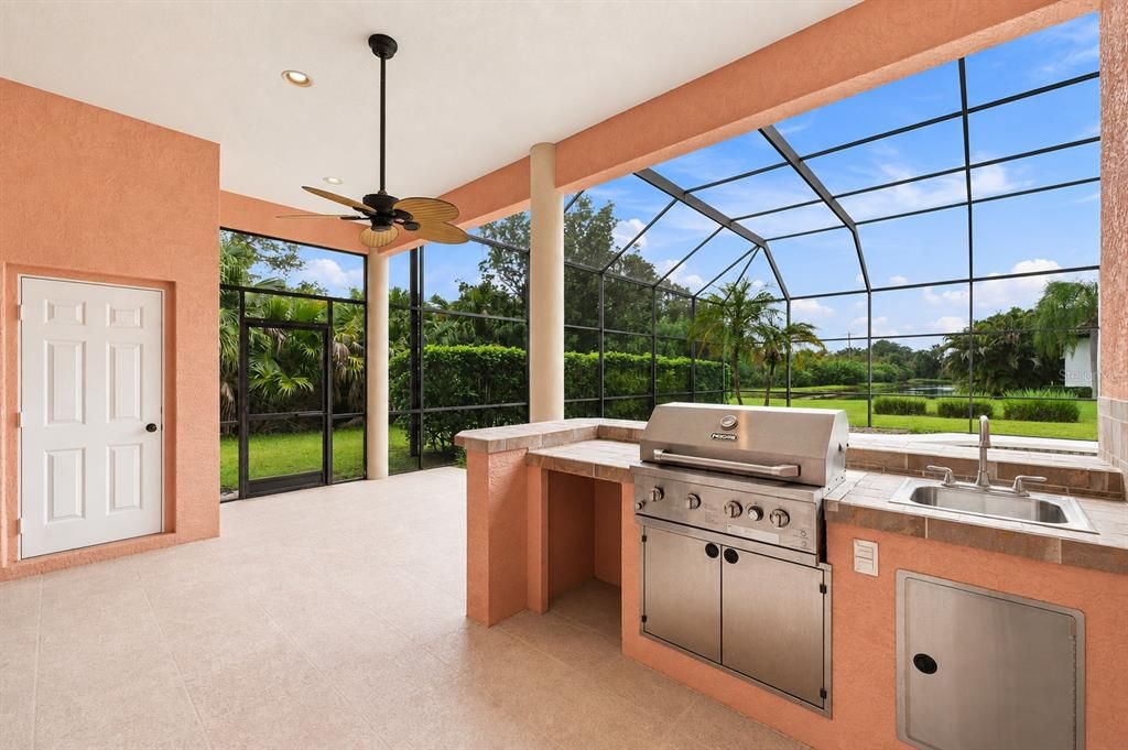 For Sale: $1,184,000 (5 beds, 4 baths, 4207 Square Feet)