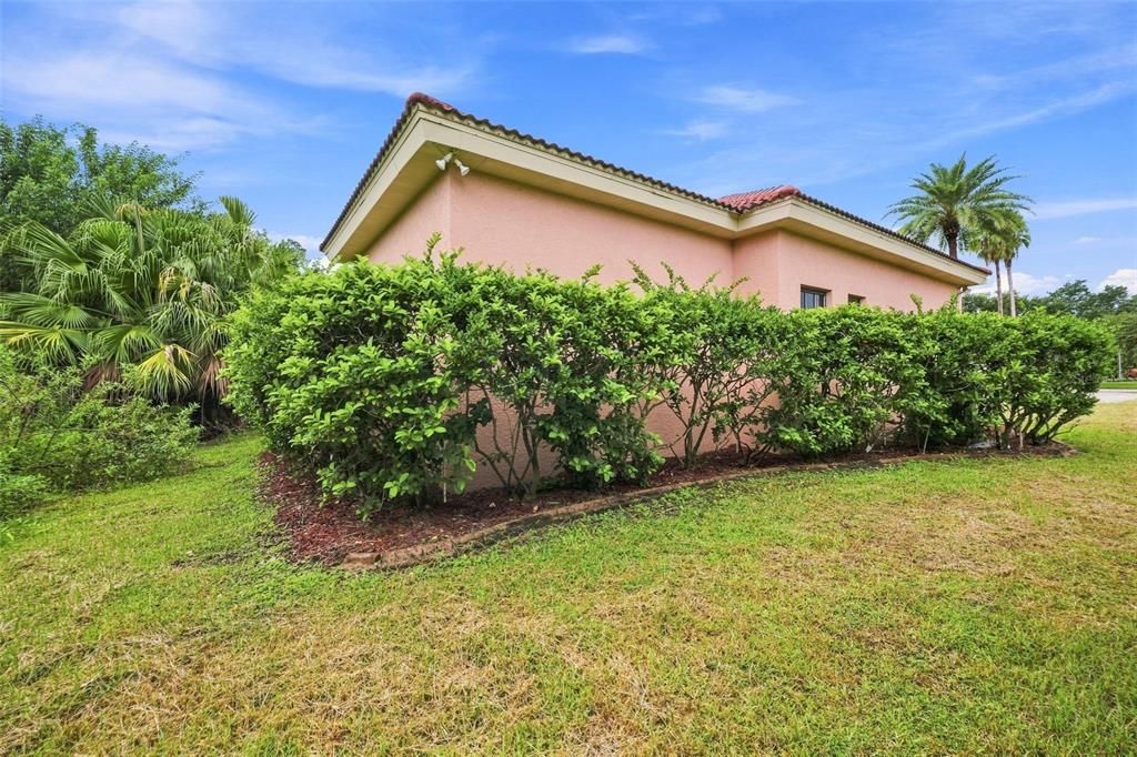 For Sale: $1,184,000 (5 beds, 4 baths, 4207 Square Feet)