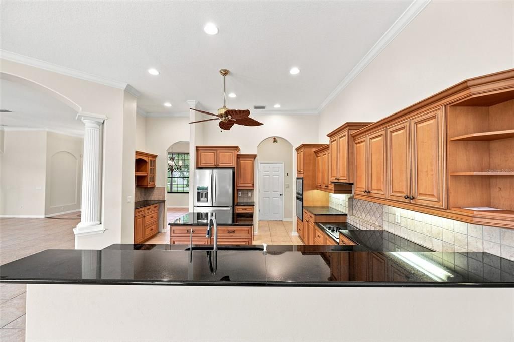 For Sale: $1,184,000 (5 beds, 4 baths, 4207 Square Feet)