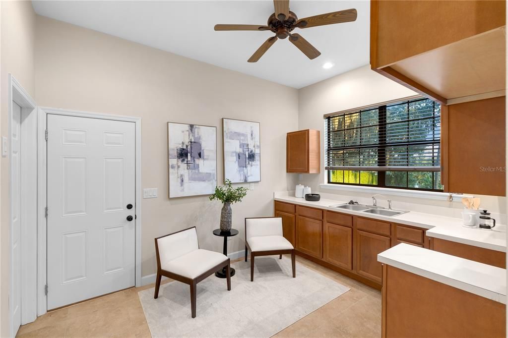 For Sale: $4,250,000 (7 beds, 11 baths, 8319 Square Feet)