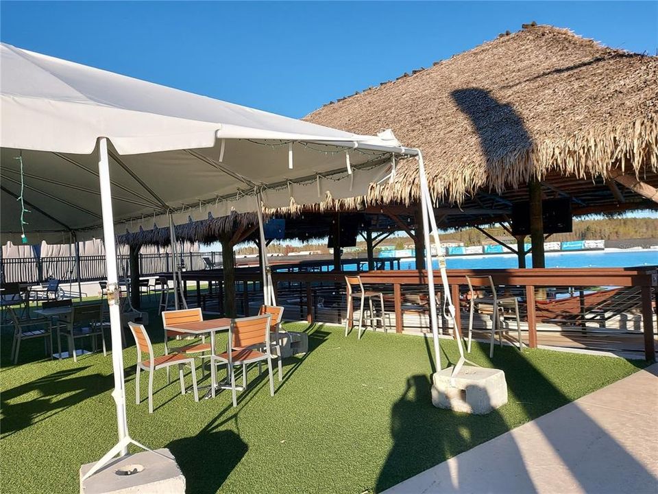 En Renta: $2,495 (4 camas, 2 baños, 1939 Pies cuadrados)