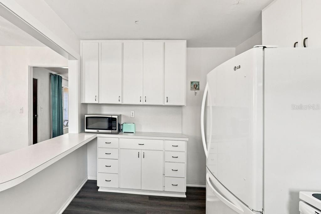 For Sale: $425,000 (4 beds, 2 baths, 1756 Square Feet)