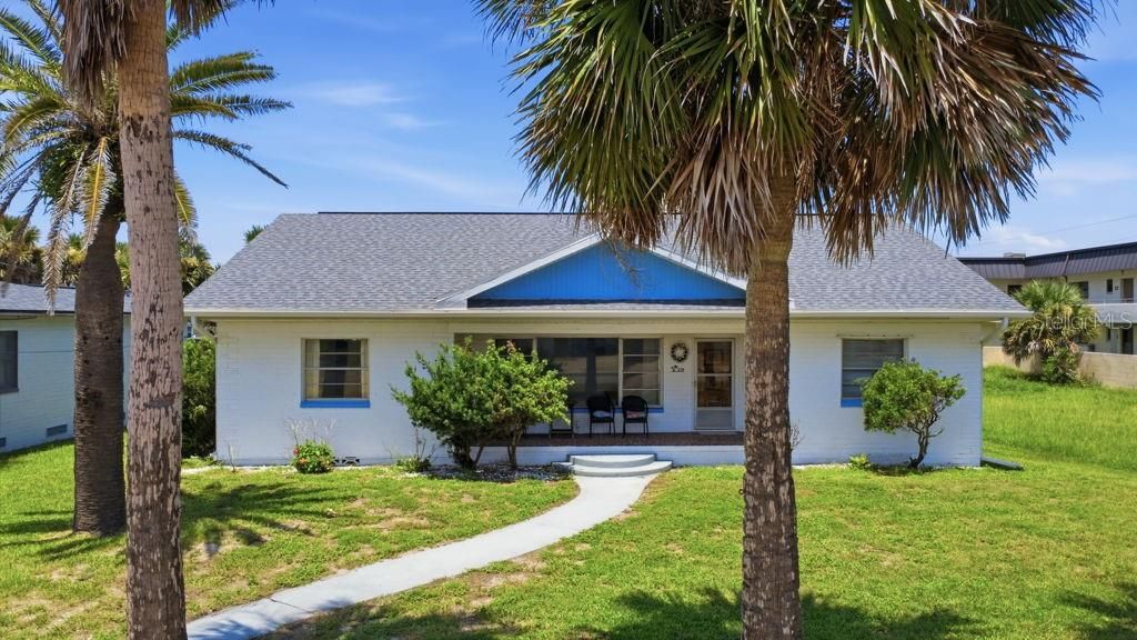 For Sale: $425,000 (4 beds, 2 baths, 1756 Square Feet)