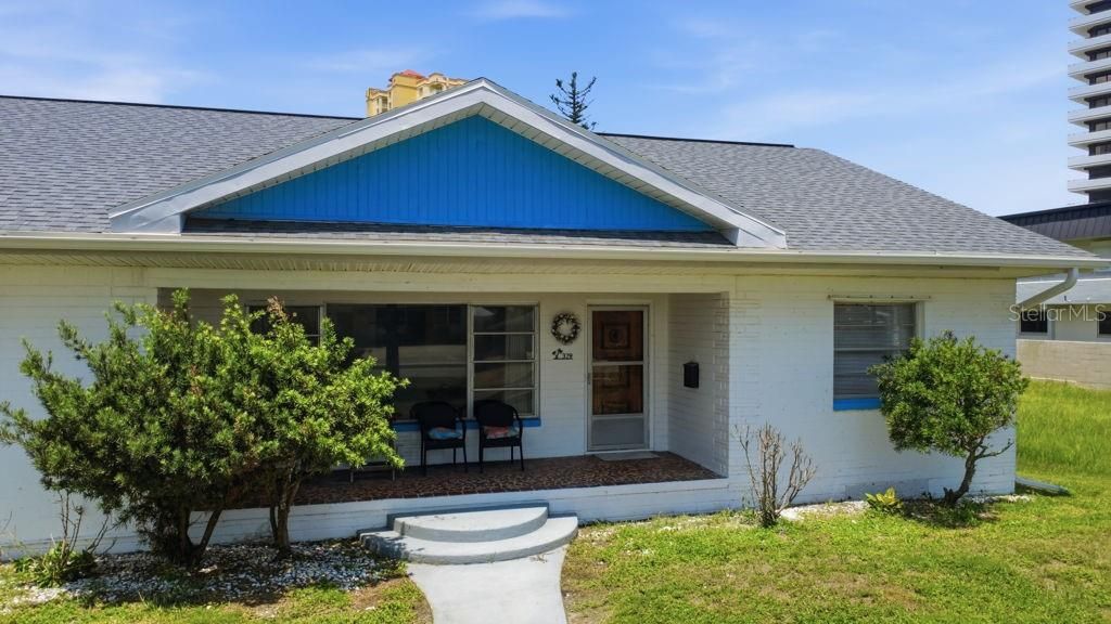 For Sale: $425,000 (4 beds, 2 baths, 1756 Square Feet)