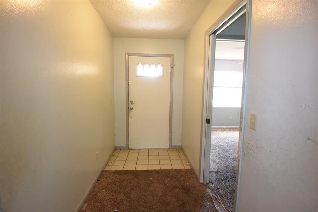 En Venta: $180,000 (3 camas, 2 baños, 1676 Pies cuadrados)