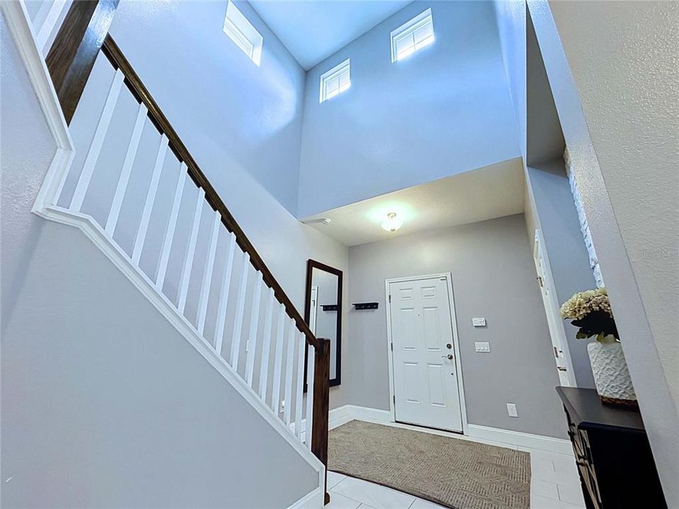 En Venta: $499,900 (3 camas, 2 baños, 2143 Pies cuadrados)